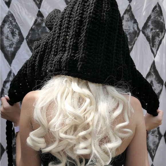 Toothless Dragon Crochet Hood Handmade NEW - Picture 4 of 6